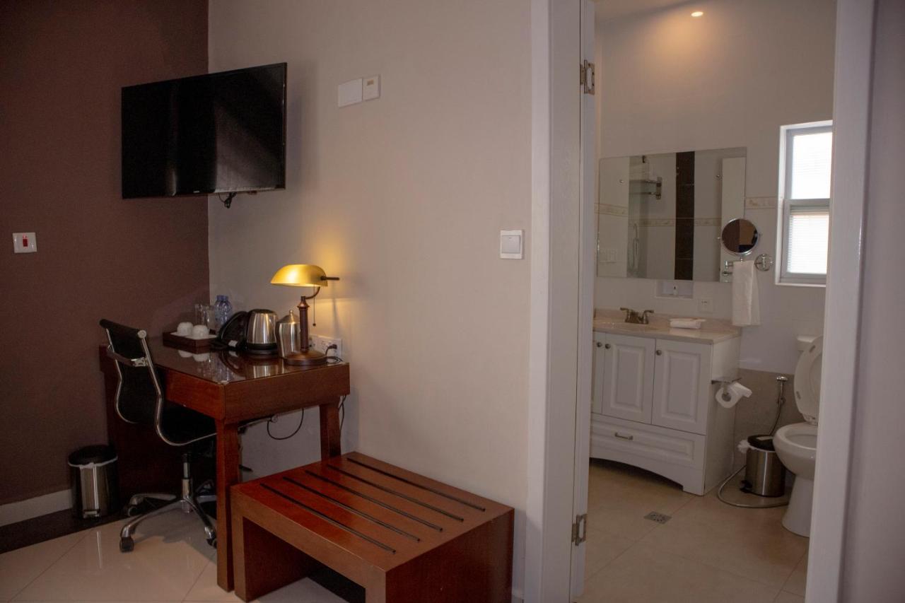 Frederick'S Lodge Kumasi Exterior photo