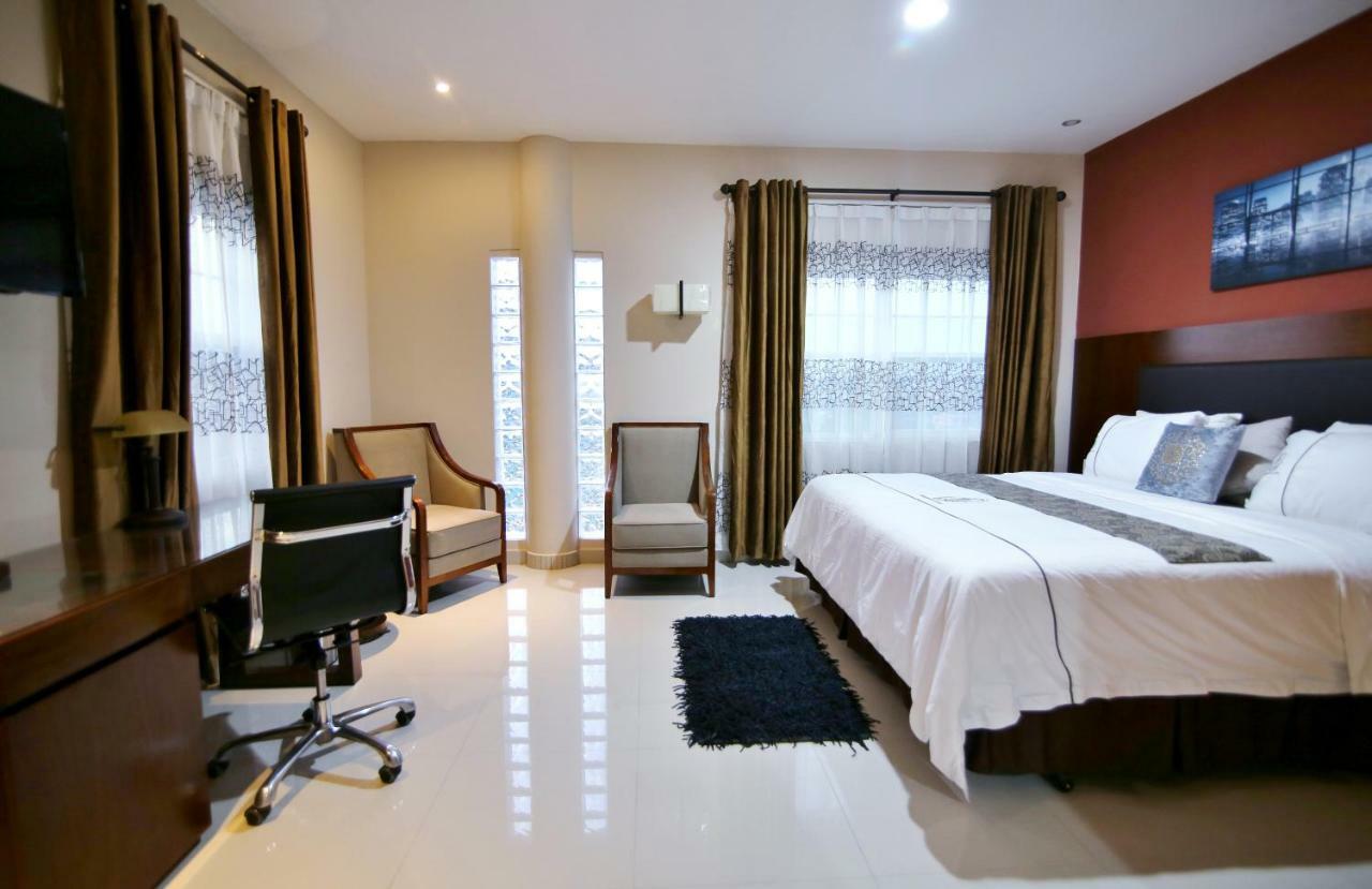 Frederick'S Lodge Kumasi Exterior photo